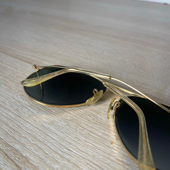 Vintage B&L Ray-Ban Aviator Sunglasses Gold Metal Frames 62-14 USA - Picture 9 of 13